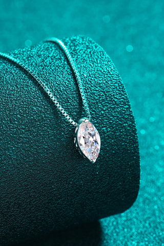 1 Carat Moissanite 925 Sterling Silver Necklace 1 Carat Moissanite 925 Sterling Silver Necklace