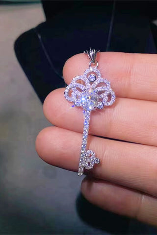 1 Carat Moissanite Key Pendant Necklace 1 Carat Moissanite Key Pendant Necklace