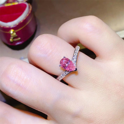 1 Carat Moissanite 925 Sterling Silver Ring 1 Carat Moissanite 925 Sterling Silver Ring