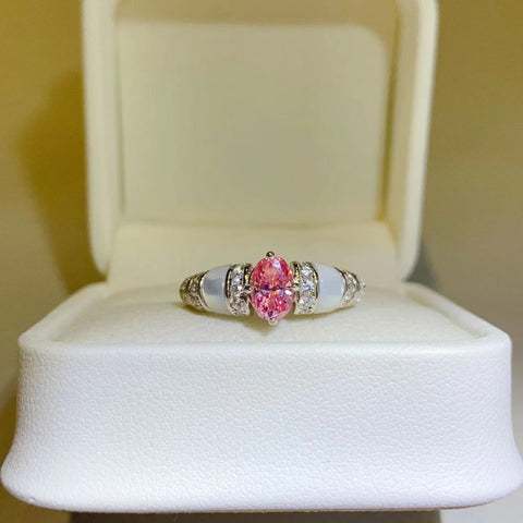 1 Carat Moissanite 925 Sterling Silver Ring 1 Carat Moissanite 925 Sterling Silver Ring