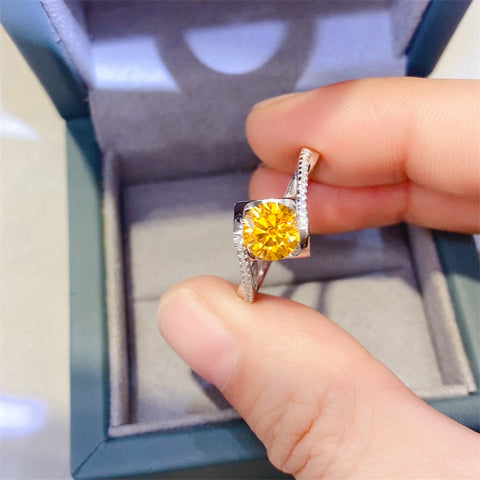 1 Carat Moissanite 925 Sterling Silver Ring 1 Carat Moissanite 925 Sterling Silver Ring