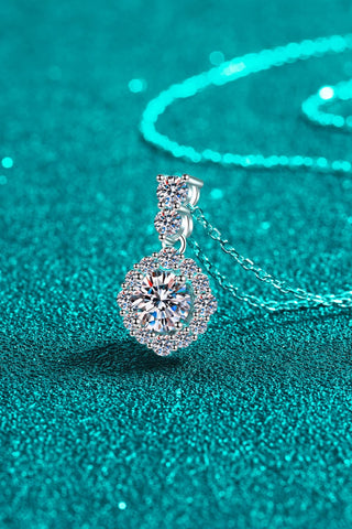 1 Carat Moissanite 925 Sterling Silver Necklace 1 Carat Moissanite 925 Sterling Silver Necklace