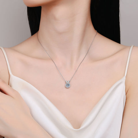 1 Carat Moissanite Rabbit Ears Shape Pendant Necklace 1 Carat Moissanite Rabbit Ears Shape Pendant Necklace