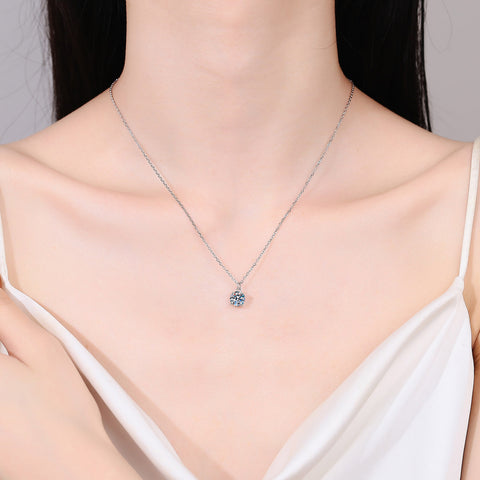 1 Carat Moissanite 925 Sterling Silver Necklace 1 Carat Moissanite 925 Sterling Silver Necklace