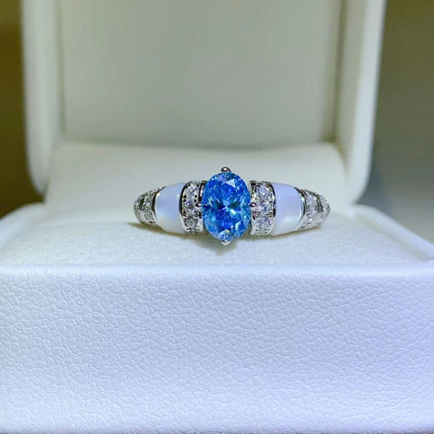 1 Carat Moissanite 925 Sterling Silver Ring 1 Carat Moissanite 925 Sterling Silver Ring