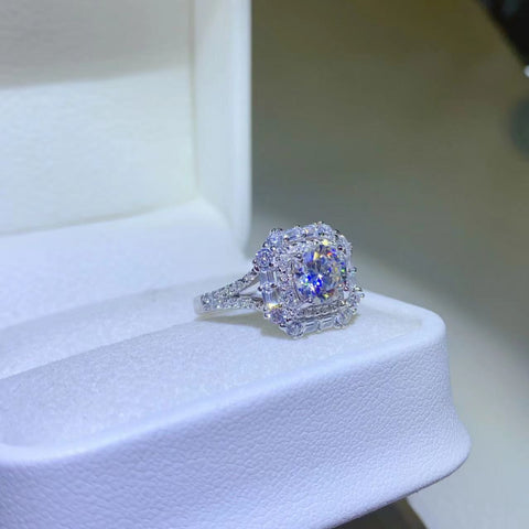 1 Carat Moissanite 925 Sterling Silver Ring 1 Carat Moissanite 925 Sterling Silver Ring