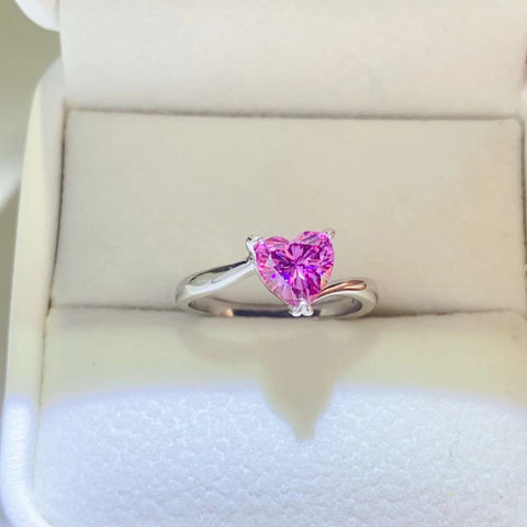 1 Carat Moissanite 925 Sterling Silver Ring 1 Carat Moissanite 925 Sterling Silver Ring
