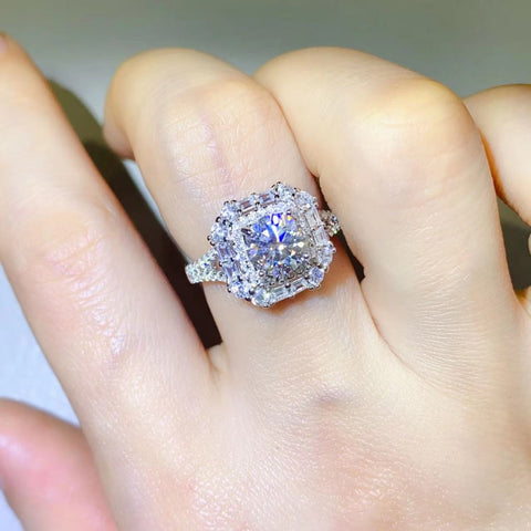 1 Carat Moissanite 925 Sterling Silver Ring 1 Carat Moissanite 925 Sterling Silver Ring