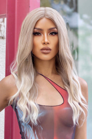 13*2" Lace Front Wigs Synthetic Long Wave 24" 150% Density in Medium Blonde Highlights 13*2" Lace Front Wigs Synthetic Long Wave 24" 150% Density in Medium Blonde Highlights