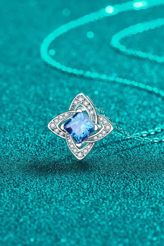 1 Carat Moissanite Floral Pendant Necklace 1 Carat Moissanite Floral Pendant Necklace