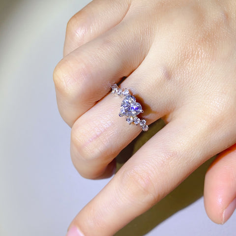 1 Carat Moissanite 925 Sterling Silver Ring 1 Carat Moissanite 925 Sterling Silver Ring