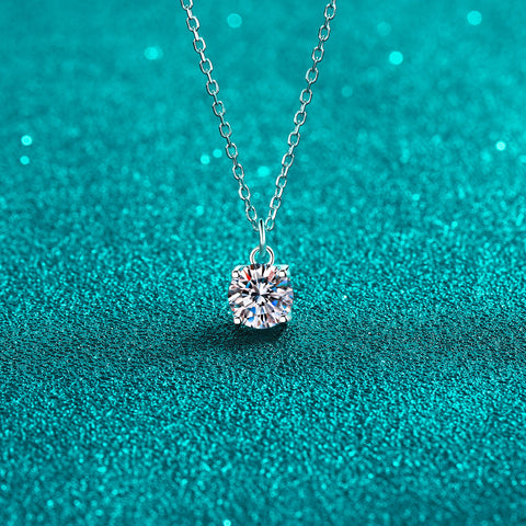 1 Carat Moissanite 925 Sterling Silver Necklace 1 Carat Moissanite 925 Sterling Silver Necklace