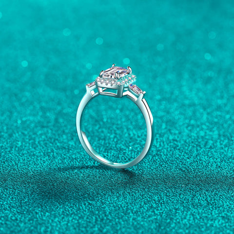 1 Carat Moissanite 925 Sterling Silver Ring 1 Carat Moissanite 925 Sterling Silver Ring
