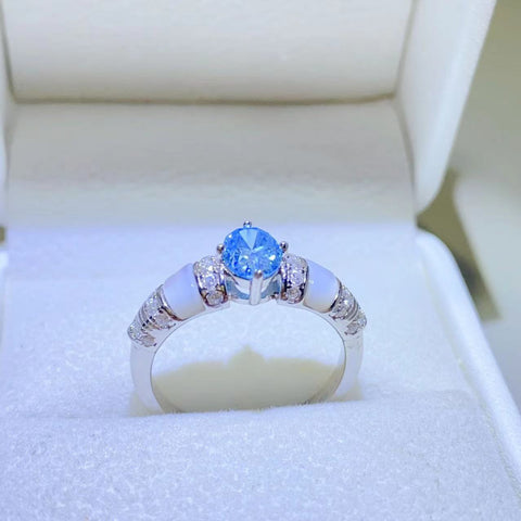 1 Carat Moissanite 925 Sterling Silver Ring 1 Carat Moissanite 925 Sterling Silver Ring