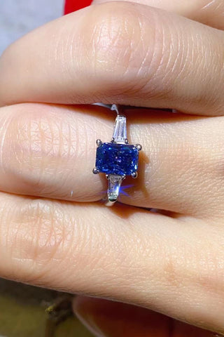 1 Carat Moissanite Platinum-Plated Rectangle Ring in Blue 1 Carat Moissanite Platinum-Plated Rectangle Ring in Blue