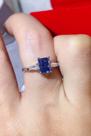 1 Carat Moissanite Platinum-Plated Rectangle Ring in Blue 1 Carat Moissanite Platinum-Plated Rectangle Ring in Blue