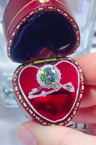 1 Carat Moissanite Platinum-Plated Ring 1 Carat Moissanite Platinum-Plated Ring