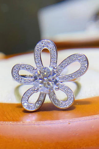 1 Carat Moissanite Flower-Shape Open Ring 1 Carat Moissanite Flower-Shape Open Ring