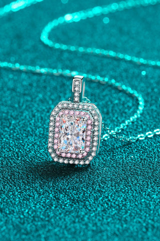 1 Carat Moissanite Geometric Pendant Chain Necklace 1 Carat Moissanite Geometric Pendant Chain Necklace