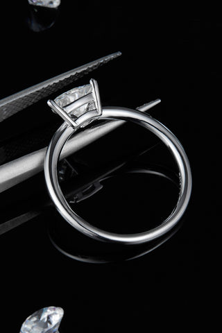 1 Carat Moissanite 925 Sterling Silver Solitaire Ring 1 Carat Moissanite 925 Sterling Silver Solitaire Ring