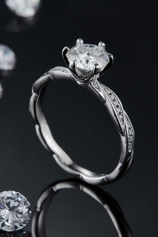 1 Carat Moissanite 925 Sterling Silver Ring 1 Carat Moissanite 925 Sterling Silver Ring