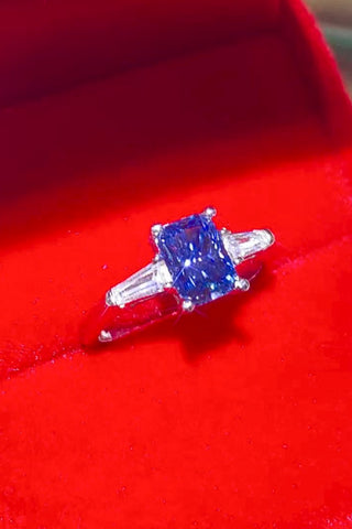 1 Carat Moissanite Platinum-Plated Rectangle Ring in Blue 1 Carat Moissanite Platinum-Plated Rectangle Ring in Blue