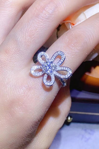 1 Carat Moissanite Flower-Shape Open Ring 1 Carat Moissanite Flower-Shape Open Ring