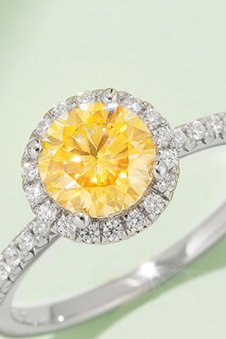 1 Carat Moissanite 925 Sterling Silver Halo Ring 1 Carat Moissanite 925 Sterling Silver Halo Ring