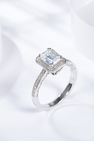 1 Carat Moissanite 925 Sterling Silver Halo Ring 1 Carat Moissanite 925 Sterling Silver Halo Ring