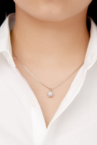 1 Carat Moissanite Pendant Platinum-Plated Necklace 1 Carat Moissanite Pendant Platinum-Plated Necklace