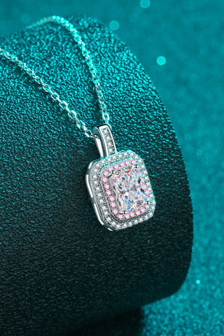 1 Carat Moissanite Geometric Pendant Chain Necklace 1 Carat Moissanite Geometric Pendant Chain Necklace