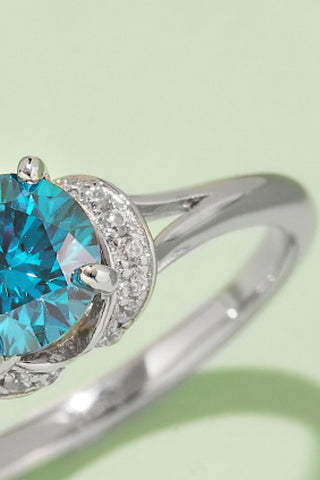 1 Carat Moissanite 4-Prong 925 Sterling Silver Ring 1 Carat Moissanite 4-Prong 925 Sterling Silver Ring