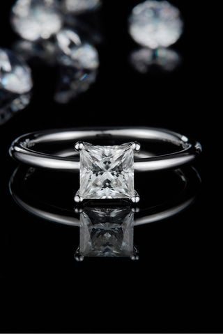 1 Carat Moissanite 925 Sterling Silver Solitaire Ring 1 Carat Moissanite 925 Sterling Silver Solitaire Ring