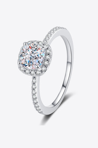 1 Carat Moissanite 925 Sterling Silver Halo Ring 1 Carat Moissanite 925 Sterling Silver Halo Ring