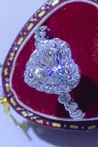 1 Carat Moissanite Heart Ring 1 Carat Moissanite Heart Ring