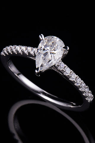 1 Carat Moissanite 925 Sterling Silver Side Stone Ring 1 Carat Moissanite 925 Sterling Silver Side Stone Ring
