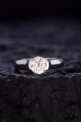 1.5 Carat Moissanite 925 Sterling Silver Ring 1.5 Carat Moissanite 925 Sterling Silver Ring