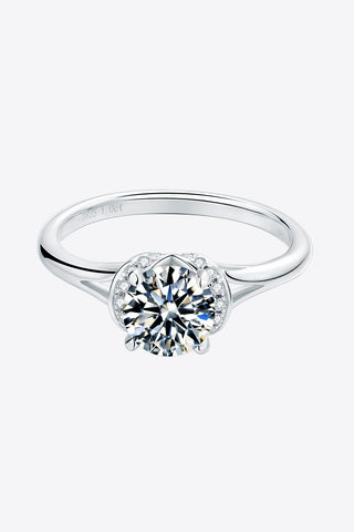 1 Carat Moissanite 925 Sterling Silver Split Shank Ring 1 Carat Moissanite 925 Sterling Silver Split Shank Ring