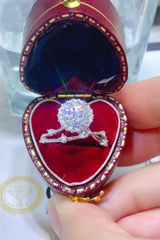 1 Carat Moissanite Platinum-Plated Ring 1 Carat Moissanite Platinum-Plated Ring
