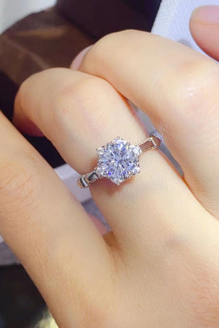 1 Carat Moissanite 925 Sterling Silver Ring 1 Carat Moissanite 925 Sterling Silver Ring