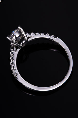 1 Carat Moissanite 925 Sterling Silver Side Stone Ring 1 Carat Moissanite 925 Sterling Silver Side Stone Ring