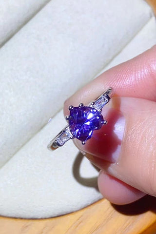 1 Carat Moissanite Heart-Shaped Platinum-Plated Ring in Purple 1 Carat Moissanite Heart-Shaped Platinum-Plated Ring in Purple