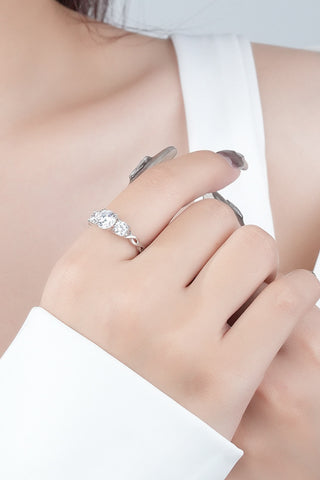 1 Carat Moissanite 925 Sterling Silver Ring 1 Carat Moissanite 925 Sterling Silver Ring