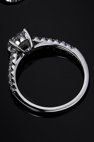 1 Carat Moissanite 925 Sterling Silver Side Stone Ring 1 Carat Moissanite 925 Sterling Silver Side Stone Ring