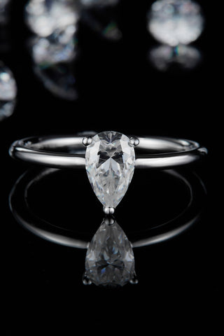 1 Carat Moissanite 925 Sterling Silver Solitaire Ring 1 Carat Moissanite 925 Sterling Silver Solitaire Ring