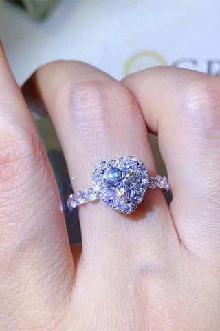 1 Carat Moissanite Heart Ring 1 Carat Moissanite Heart Ring