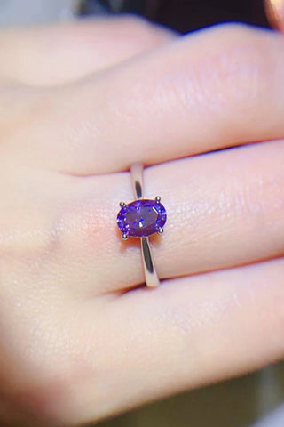 1 Carat Moissanite 4-Prong Solitaire Ring 1 Carat Moissanite 4-Prong Solitaire Ring