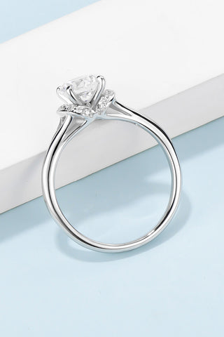 1 Carat Moissanite 925 Sterling Silver Split Shank Ring 1 Carat Moissanite 925 Sterling Silver Split Shank Ring