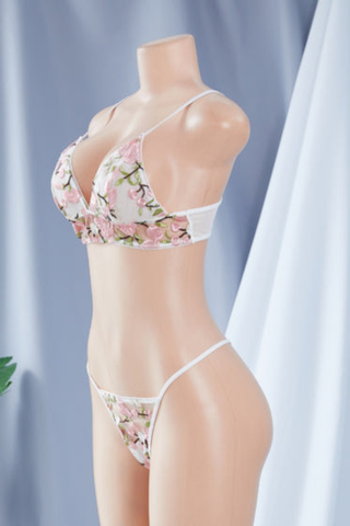 La Belle Fantastique Daisy Embroidery Sexy Lingerie (2 Piece Set)