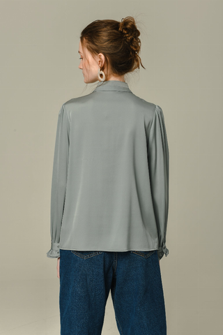 Fangyan | Manatee Silk Blouse